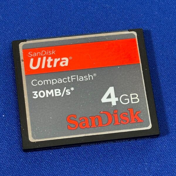 SanDisk Ultra コンパクトフラッシュ 4GB 30MB/s