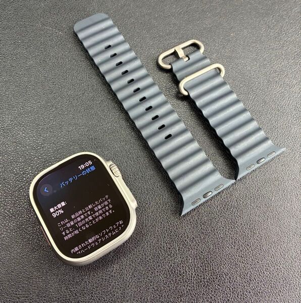 Apple Watch Ultra GPS+Cellularモデル 49mm チタニウムケース MQFK3J/A