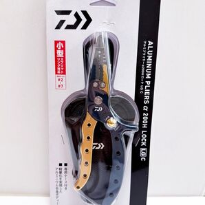 【未使用】DAIWA ダイワ アルミプライヤー α 200H ロック LG C ディープブルー プライヤー