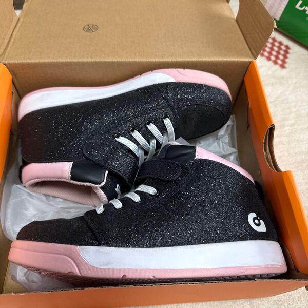 gravis グラビス 子供靴 スニーカー マジックテープ 黒 ピンク ラメ 20cm 新品