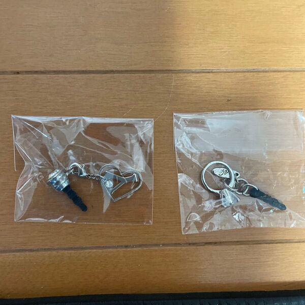 イヤホンジャックのアクセサリー2点セット