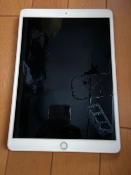 【値下中】【ジャンク】iPad Air 第3世代 画面黒抜けあり、箱あり