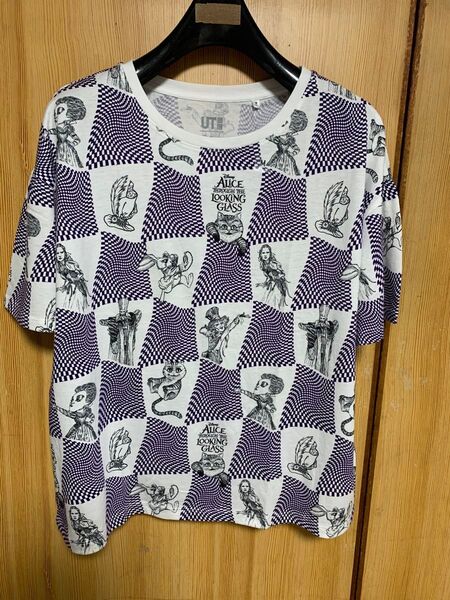 ユニクロ UNIQLO アリス・イン・ワンダーランド グラフィックTシャツ 半袖 Tシャツ 半袖 カットソー