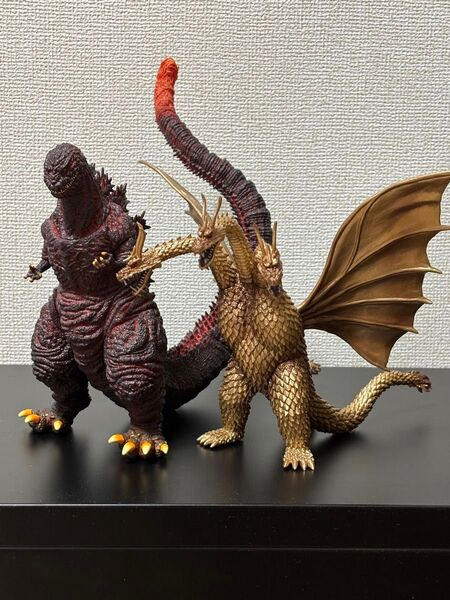 東宝怪獣コレクション ①シン・ゴジラ ②キングギドラ1964