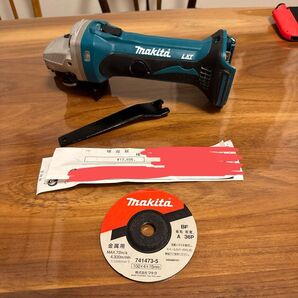 マキタ makita 充電式ディスクグラインダ GA402DZ