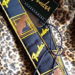 Fender フェンダー モノグラム ストラップ 未使用品