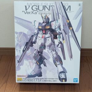MG 1/100 RX-93 νガンダム Ver.Ka