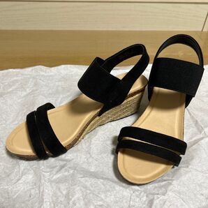 pink adobe サンダル