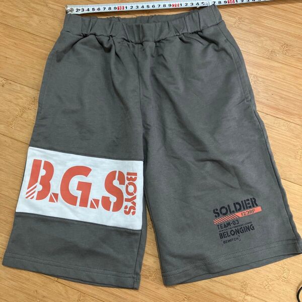 ハーフパンツ 男の子 140 未使用品 綿素材