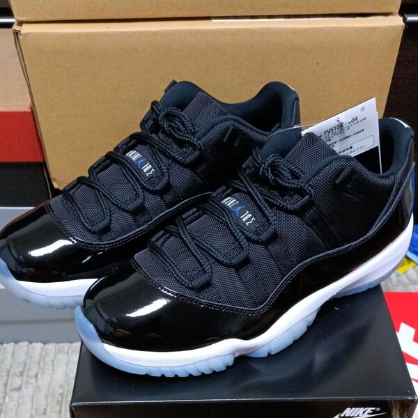 未使用新品 NIKE AIR JORDAN 11RETRO Low 27.0cm