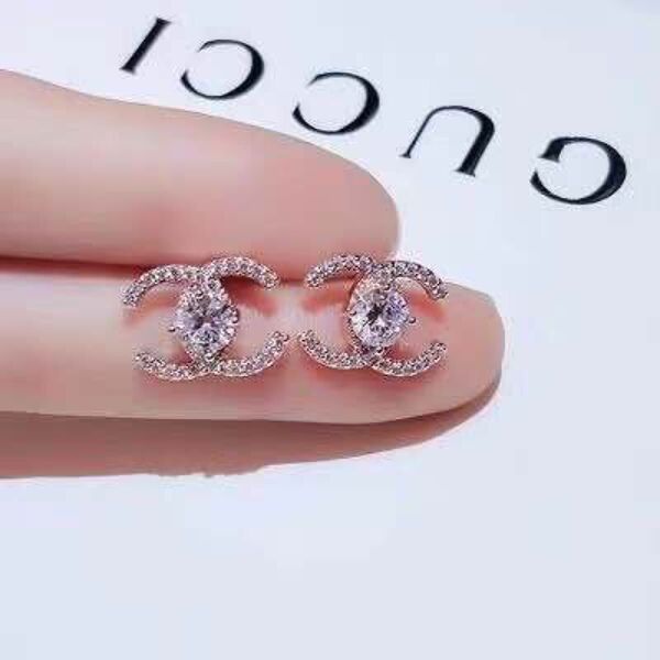 ピアス ゴ—ルド