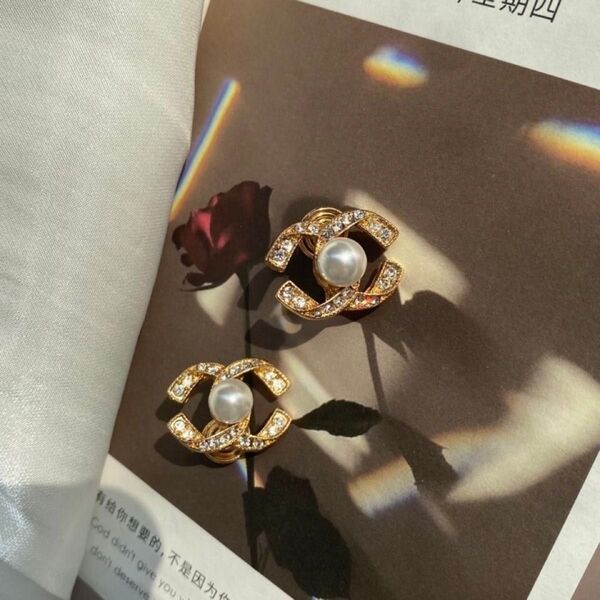 ピアス パール