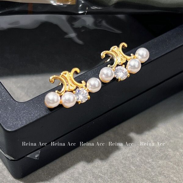 ピアス ゴ—ルド