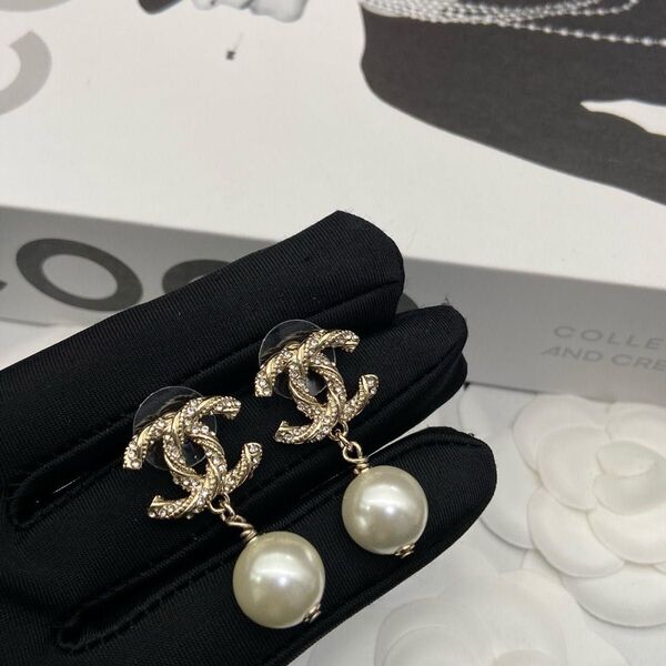 ピアス ゴ—ルド パール ユラユラ