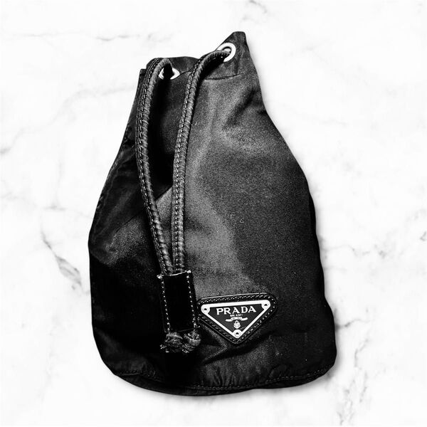 美品 最安値 プラダ PRADA 巾着ポーチ ポーチ バッグ ナイロン レディース ブラック