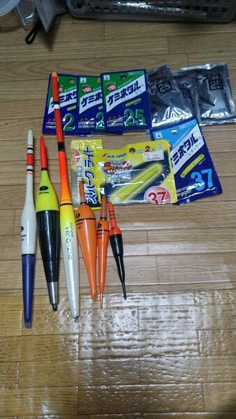 電気浮き 5本、ツインケミ イカフロート 1本 中古 点灯します。 電気ウキ National 富士灯器