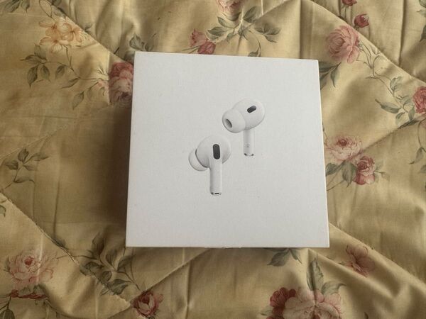 正規品 最安値 AirPods pro2 第二世代 Apple USB-C 充電ケーブル未使用 付属品完備 10月まで限定保証
