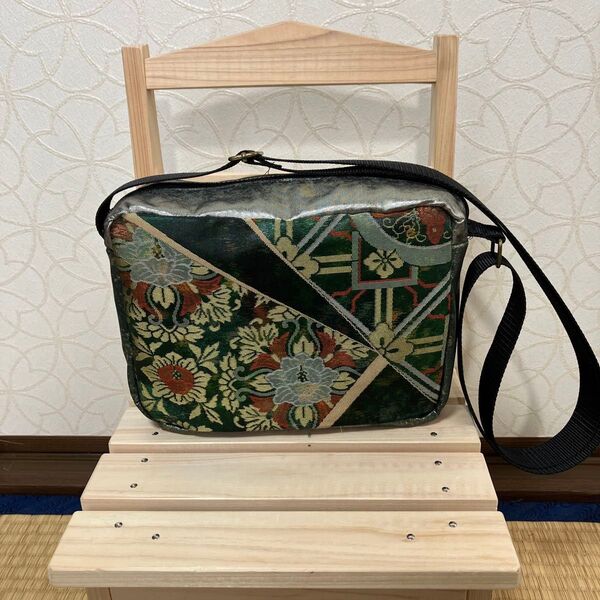 帯 リメイク サコッシュ ショルダーバッグ 横 グリーンー華紋
