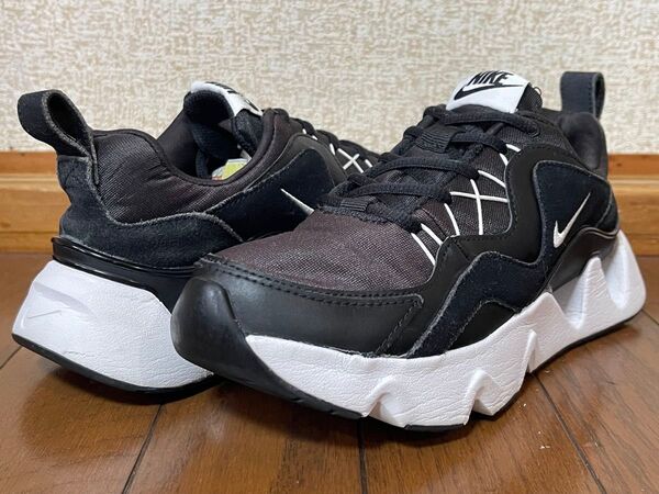 NIKE WMNS RYZ 365 "BLACK WHITE" 23.5cm