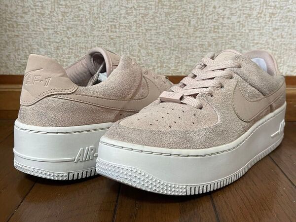 NIKE WMNS AIR FORCE 1 SAGE LOW 24.5cm