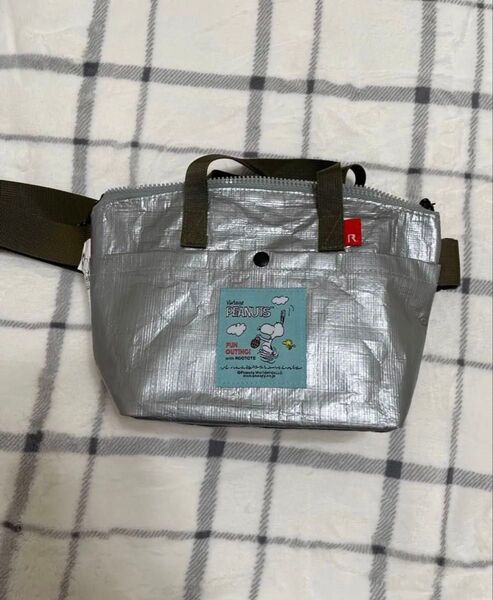 スヌーピー 2WAY ポリエチレン ショルダー ミニトートバッグ デリ 防水性 レジャー ランチ SNOOPY