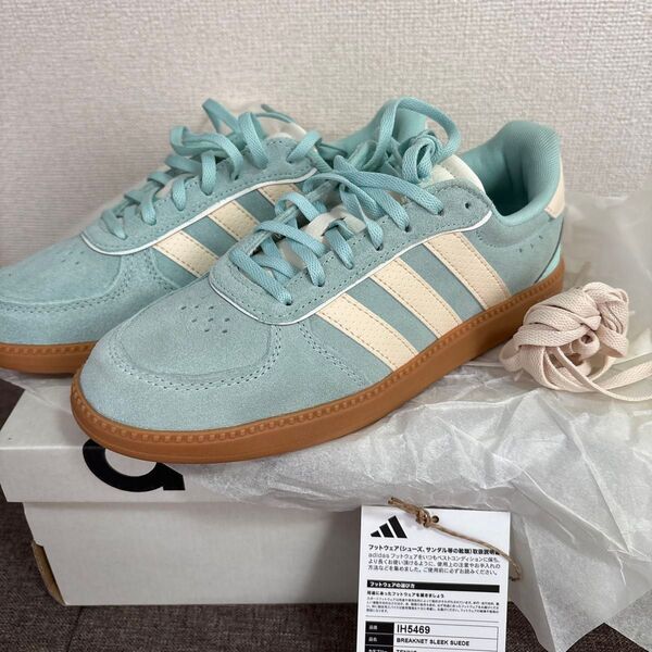 【最終値下げ】adidas スニーカー23cm 新品