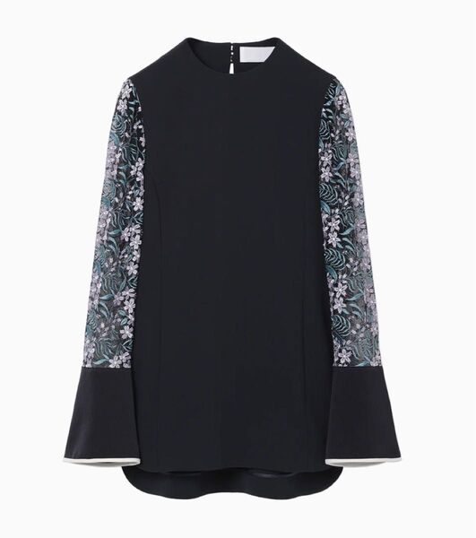 mame kurogouchiFloral Lace-Sleeve Classic Top - navy