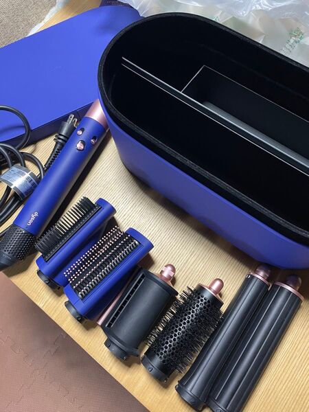 Dyson ドライヤー ヘアスタイラー エアラップ hs05