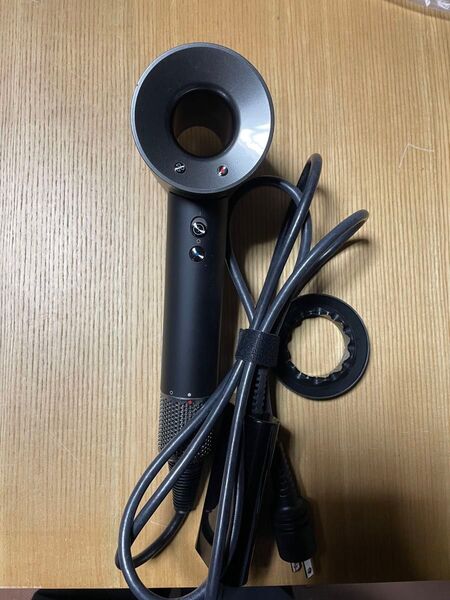 Dyson ドライヤー hd03 ブラック