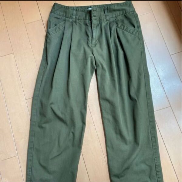 green label relaxingテーパードパンツ