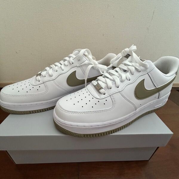 【新品未使用品】NIKE AIR FORCE 1 '07 メンズ28.5cm エアフォース1
