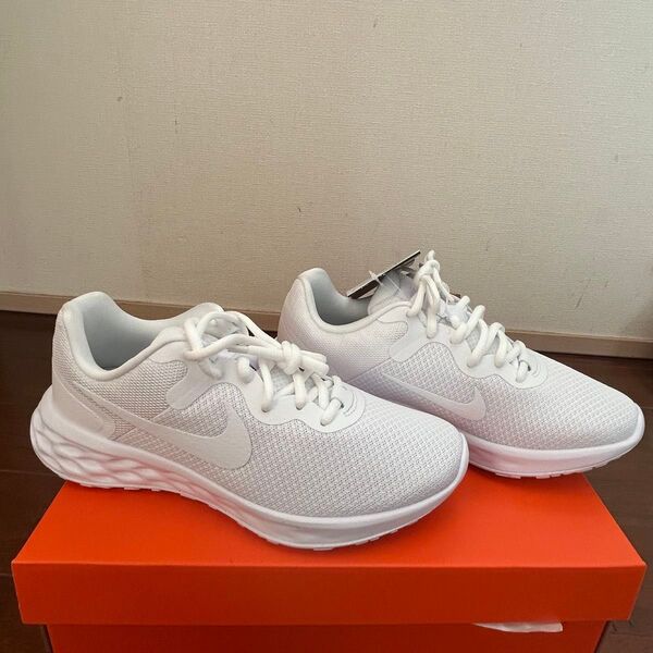 NIKE スニーカー 白 24.5cm (24cm)ナイキ レボルーション6 ウィメンズロードランニングシューズ