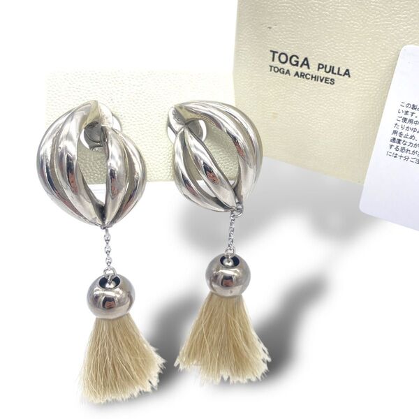 【美品】TOGA PULLA トーガプルラ イヤリング ホースヘア タッセル 箱 シルバー アクセサリー メタルフリンジイヤリング
