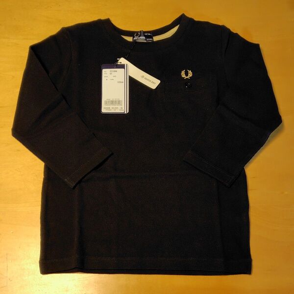 レア☆新品☆FRED PERRY Tシャツ 6-7歳 122cm ブラック ロゴ金刺繍 鹿の子 5分袖 H