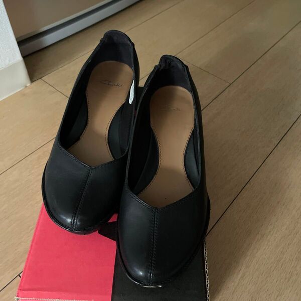 クラークス Clarks パンプス 黒 24.5cm