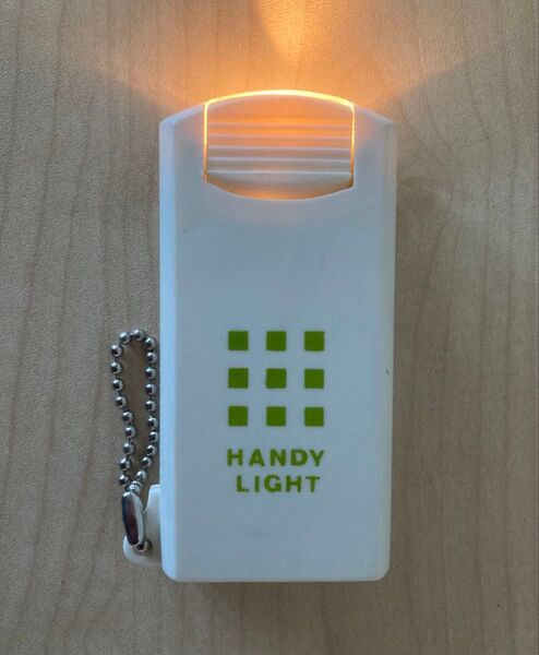 HANDY LIGHT ハンディライト ボールチェーン 単三乾電池2本使用 懐中電灯 スタンドライト 携帯用ライト