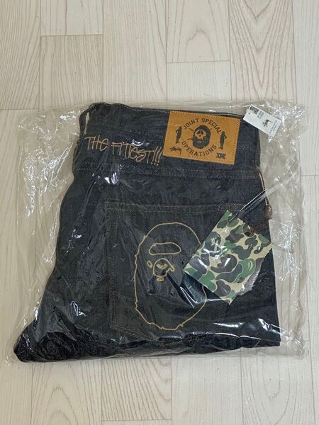【新品・未使用・タグ付き】Stussy × A BATHING APEコラボ デニムパンツ Mサイズ