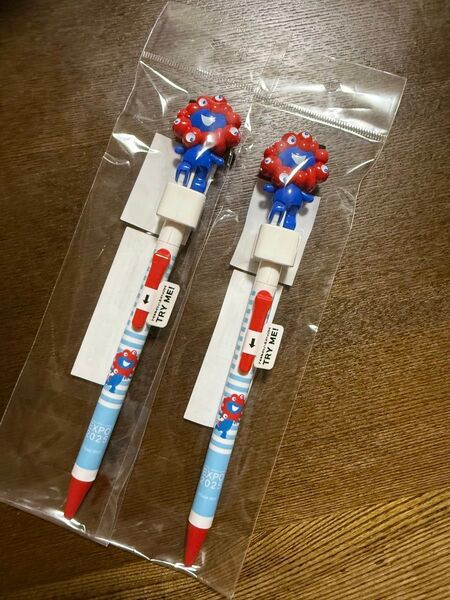 ミャクミャク ボールペン 立体 マスコット ミャクミャクトコトコアクションペン 2本セット