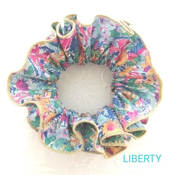 LIBERTY タナローンのひらひらシュシュ ダイアン×ゴールドラメ