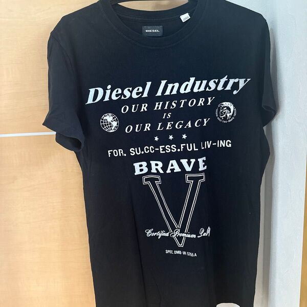 【古着】ディーゼル 海外サイズXS Tシャツ 黒 半袖Tシャツ