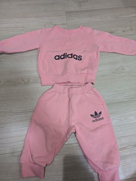 adidas セットアップ スウェット ピンク【子供服】