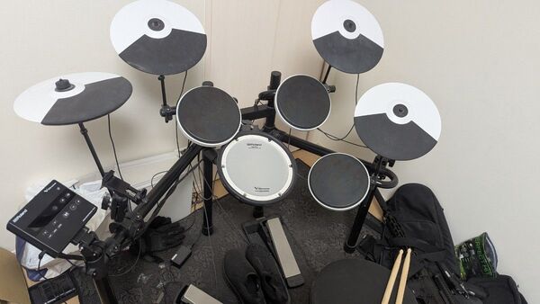 ローランド V-Drums 電子ドラムセット ドラムセット (TD-02KV, 3シンバル)