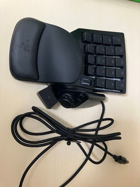 【値引き交渉可】Razer Tartarus V2 ゲーミング キーパッド 美品 ほぼ新品 数回利用