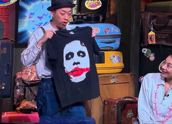 00s 映画ダークナイト ジョーカー Joker Tシャツ 設楽着用
