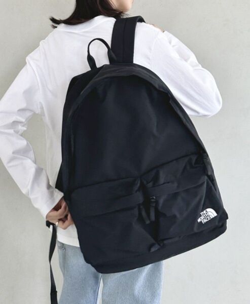 【新品未使用】韓国ノースフェイスホワイトレーベルWL DAYPACKロゴ刺繍デイパックリュックバックパック黒ブラック