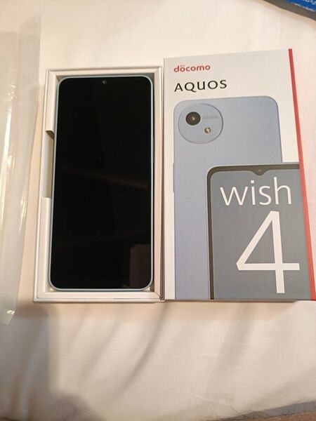 AQUOS wish4 SIMフリーSH-52E 新品未使用 ブルー ドコモ