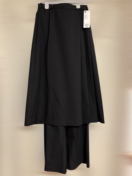 レイヤードスカート風パンツ ブラック Sサイズ GU rokhコラボ