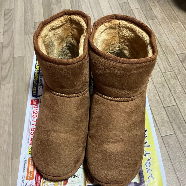 ムートンブーツ