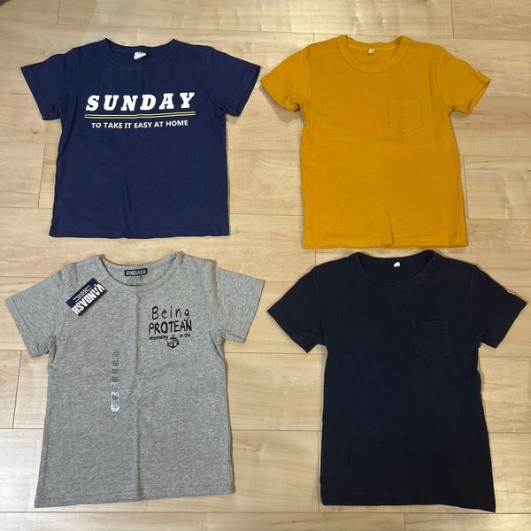 新品タグ付き!半袖Tシャツ4枚セット130センチ!ロゴ夏服キッズ ブラック男の子無地