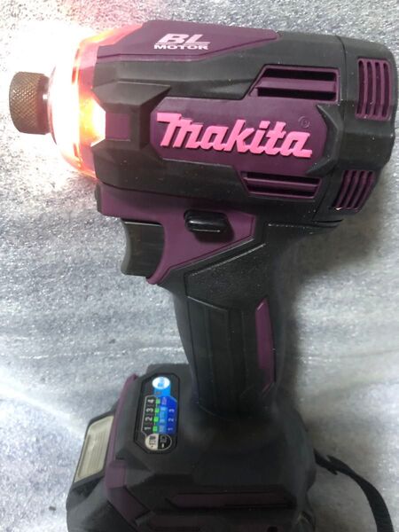 マキタ40VインパクトドライバTD001Gオリジナルハウジング超美品